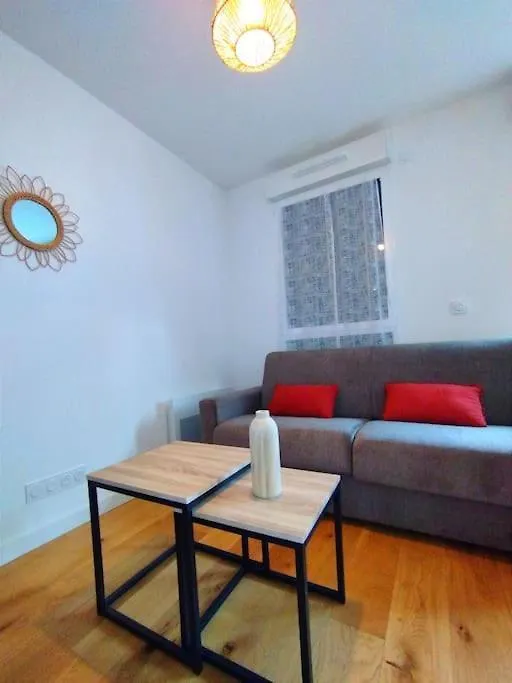 Studio Meuble Centre Ville Aix Les Bains Aix-les-Bains Apartamento